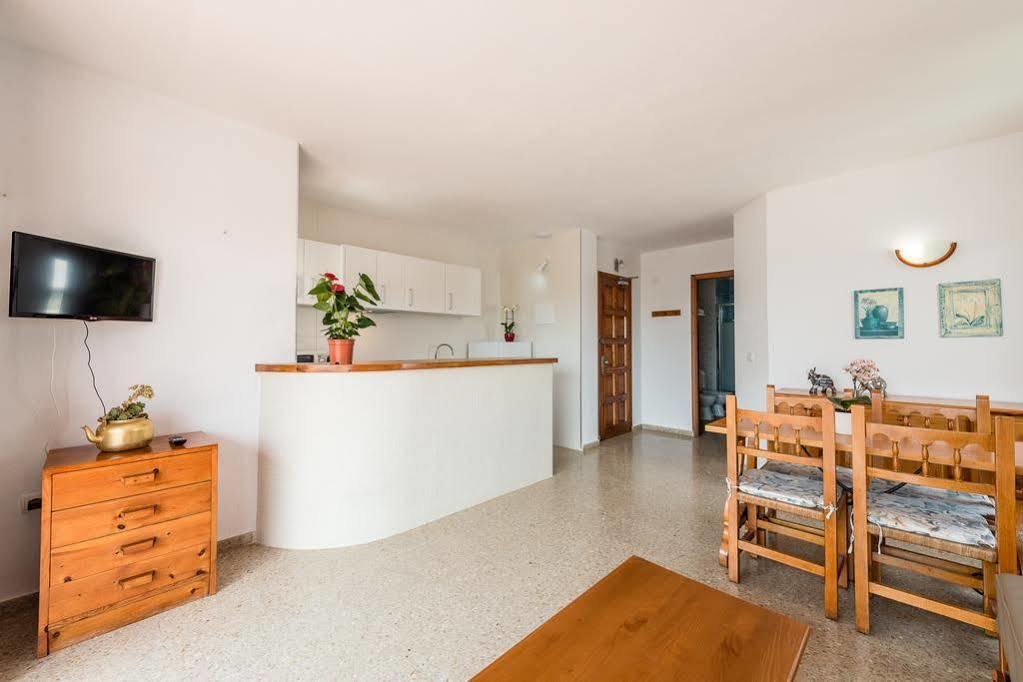 Tabbu Ibiza Apartments Playa d'en Bossa Exterior photo